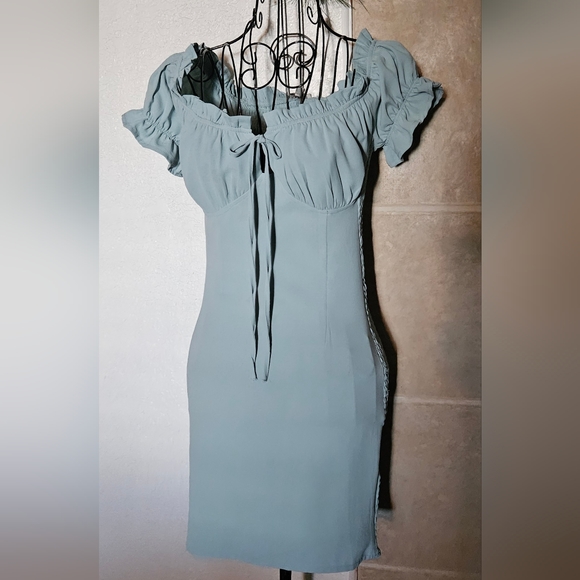 Love Tree On or Off The Shoulders Mini Dress - Picture 2 of 9